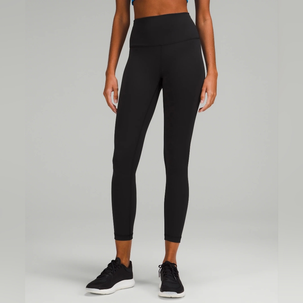 Like new Lululemon Wunder Under High-Rise Train Tight 25"